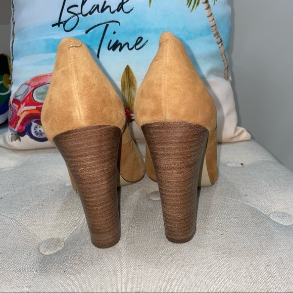 Bcbgeneration Clarice Suede Camel Tan Block Heel Size 10M Excellent Condition - Picture 7 of 11